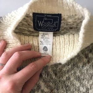 !! Vintage Woolrich Lamb Design Sweater !!